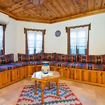 Apartment Liya Boutique & *