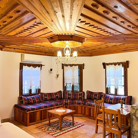 Apartman Liya Boutique & *