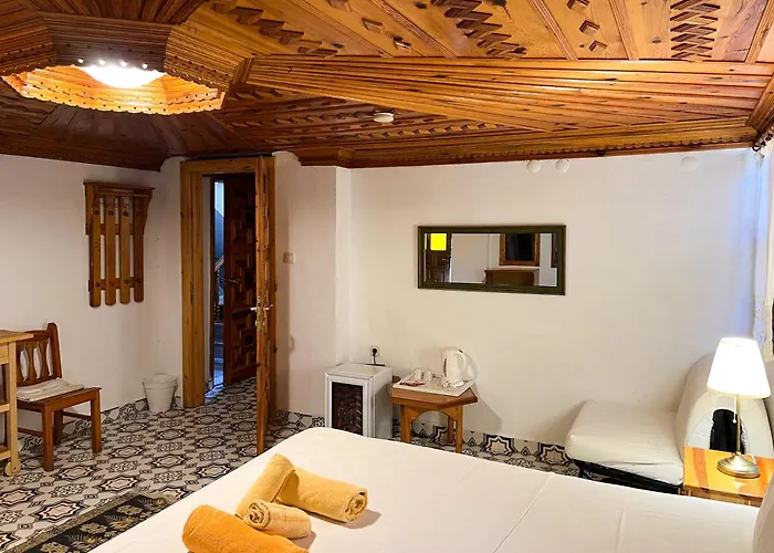 Liya Boutique & Akyaka